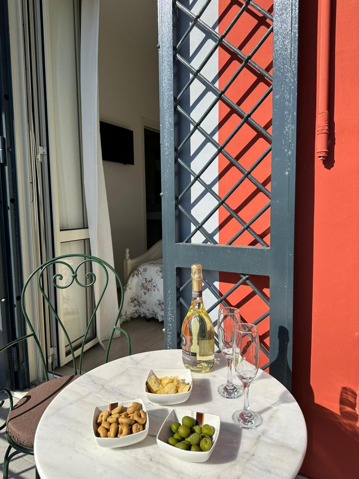 B&B Paura Naples Exterior photo