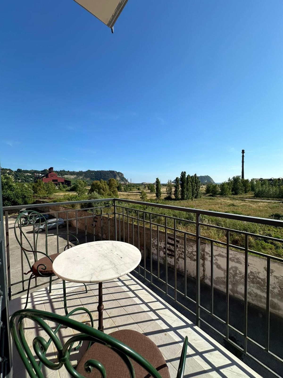 B&B Paura Naples Exterior photo